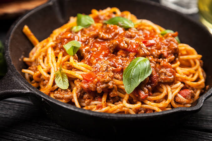 Bolonez Soslu Makarna