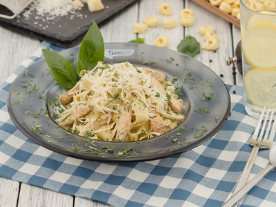 Alfredo Soslu Tavuklu Fettucini